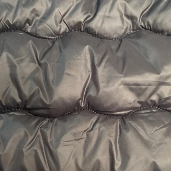 Old Navy Black Puffer Jacket with Faux Fur Trim Hoodie 4T - Picture 8 of 8